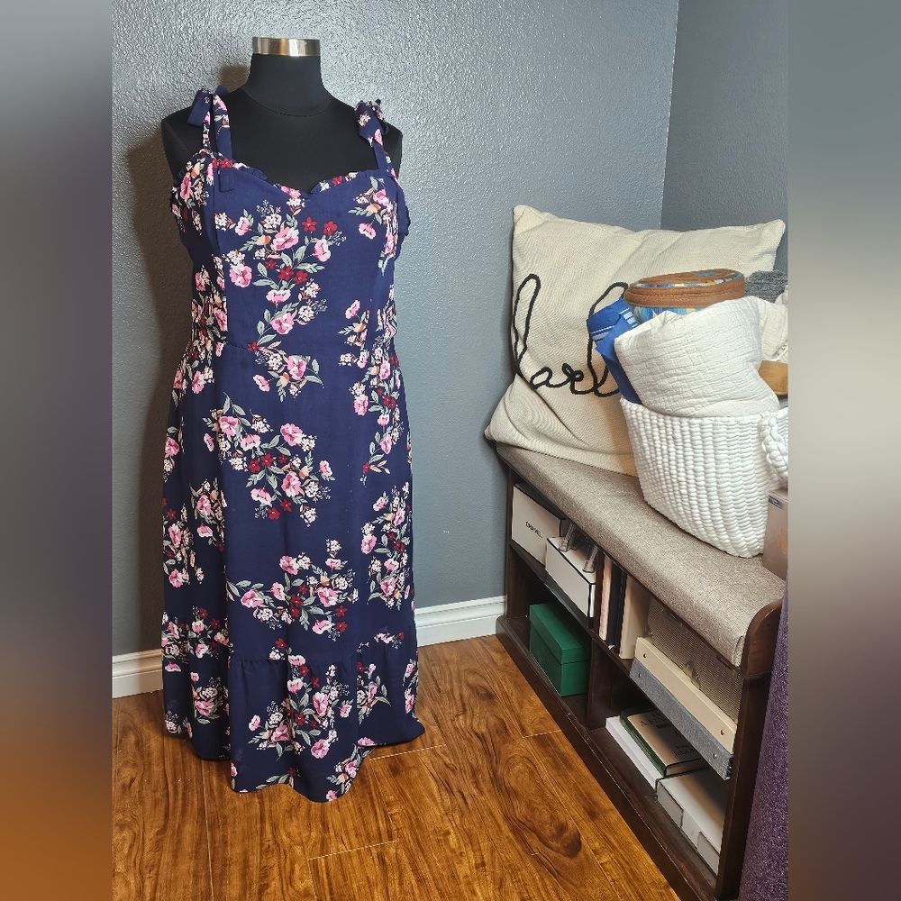 City Chic blue dress with pink flowers size 22W